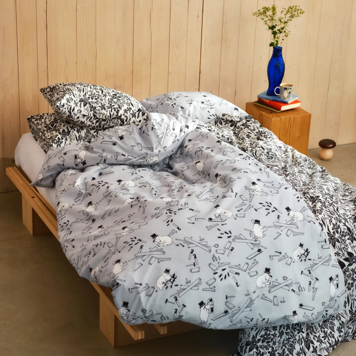 Pościel Muminki Lilie 150x210cm/50x60cm (czarny) Arabia Finland
