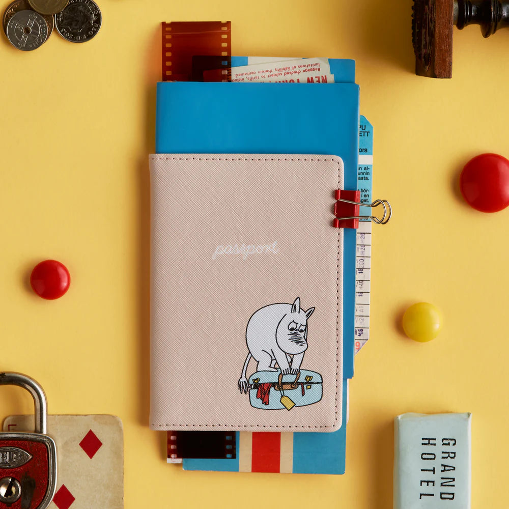 Etui na paszport Lato 2026 Holiday rush Moomin Arabia
