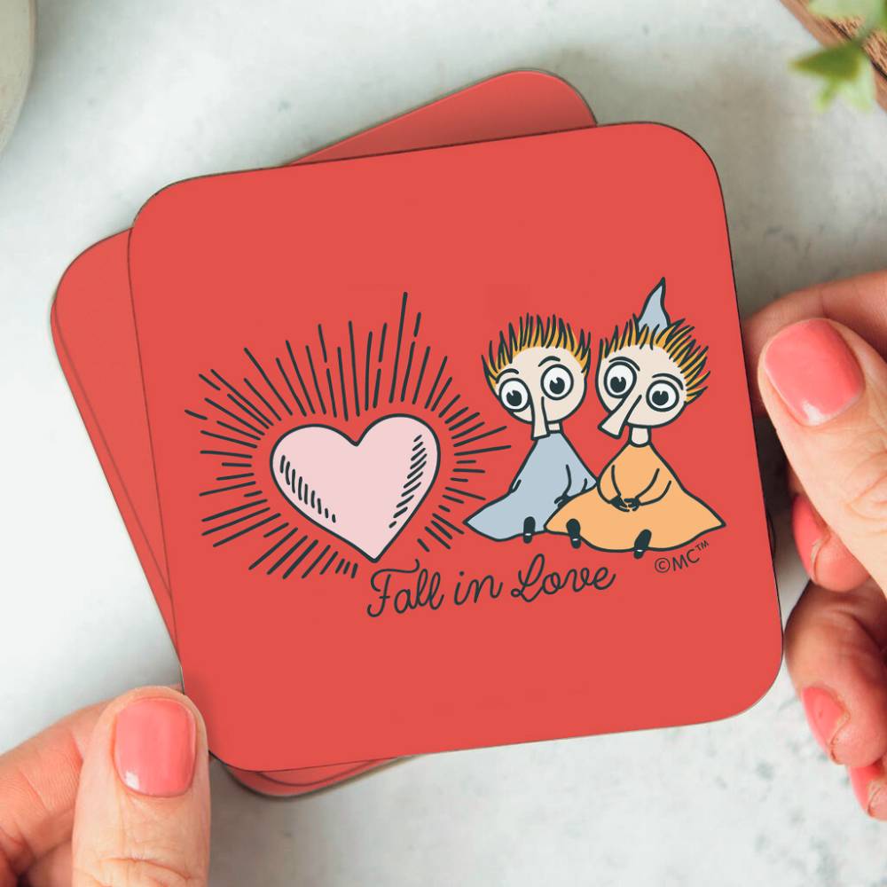 Drewniana podkładka Fall in Love - The Official Moomin Shop