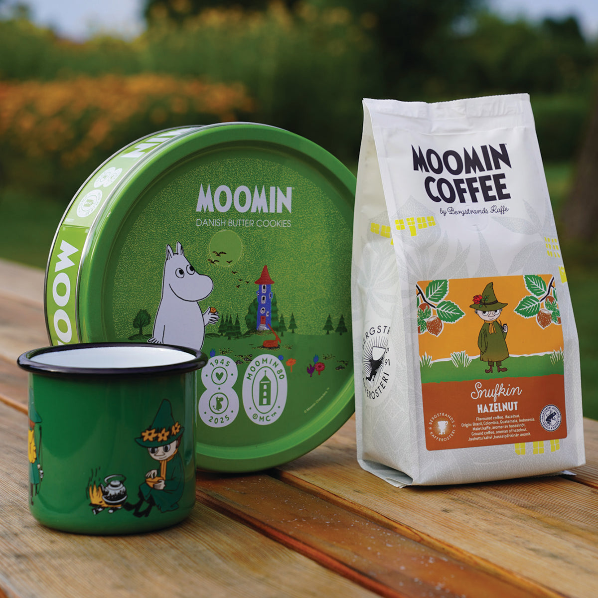 Zestaw 3-el. kubek emaliowany 370ml Włóczykij Muurla + kawa mielona Włóczykij 250g Bergstrands +ciastka maślane w puszce 340g House of Denmark
