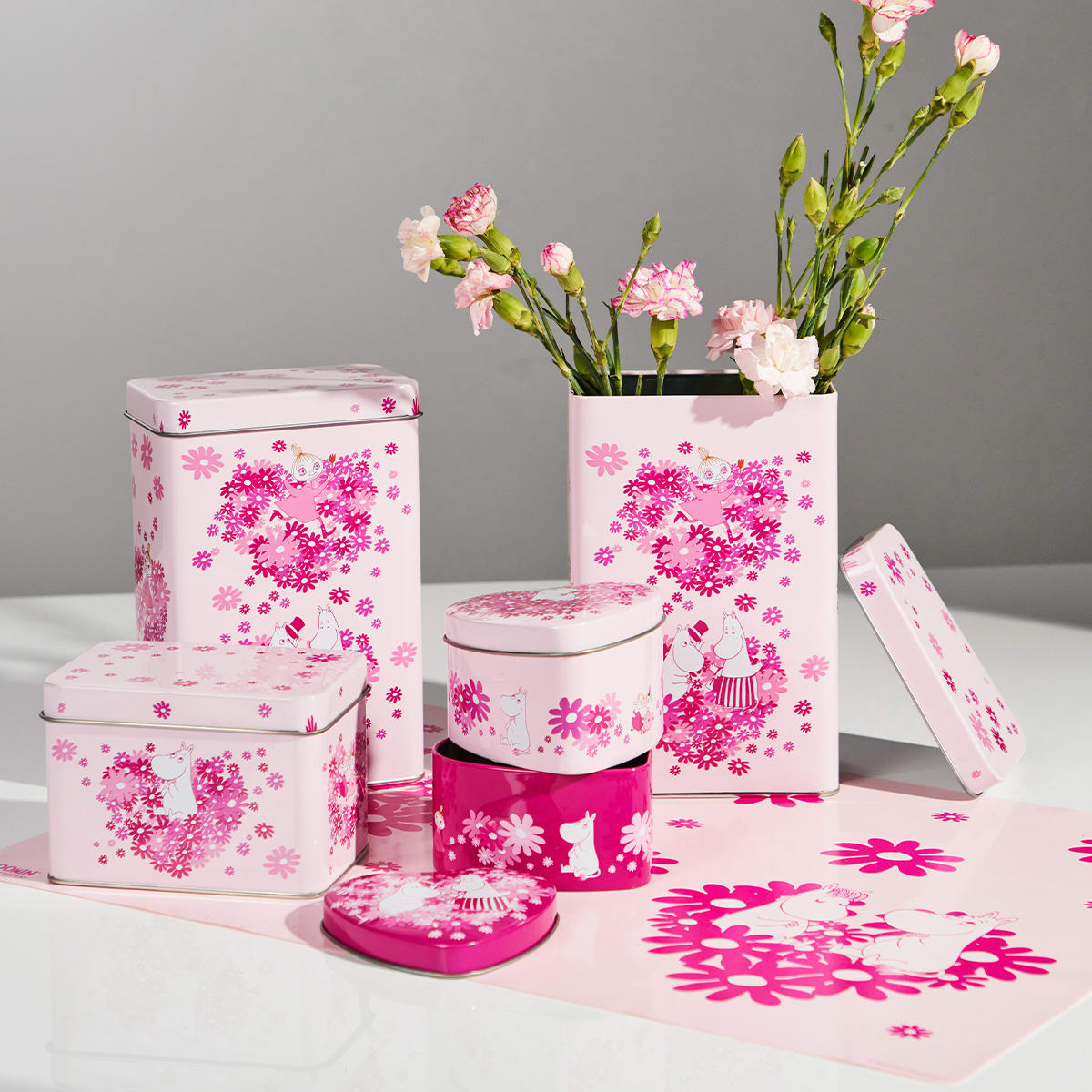 Metalowa puszka 15x9,5x8cm Muminki Flowerheart Martinex