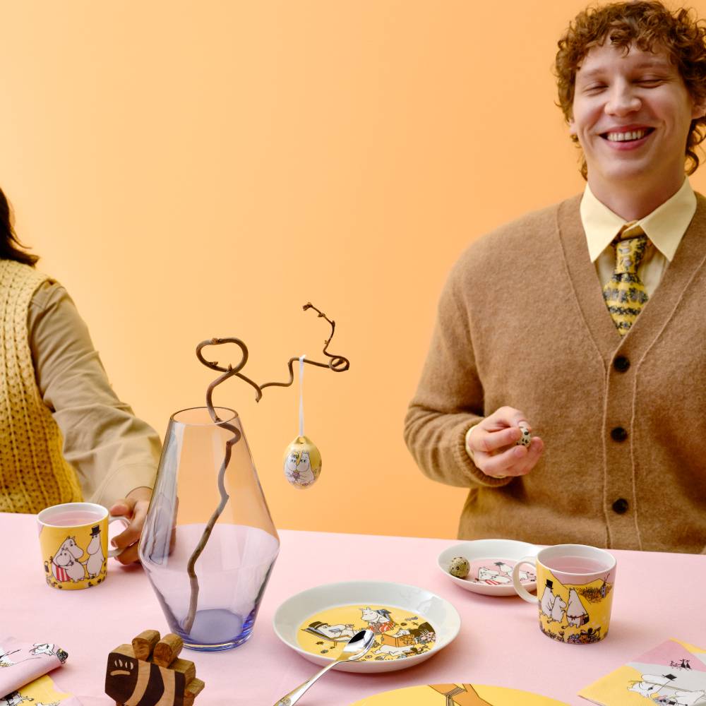 Zestaw porcelanowy (kubek, jajko wielkanocne) Muminki Family Time Moomin Arabia
