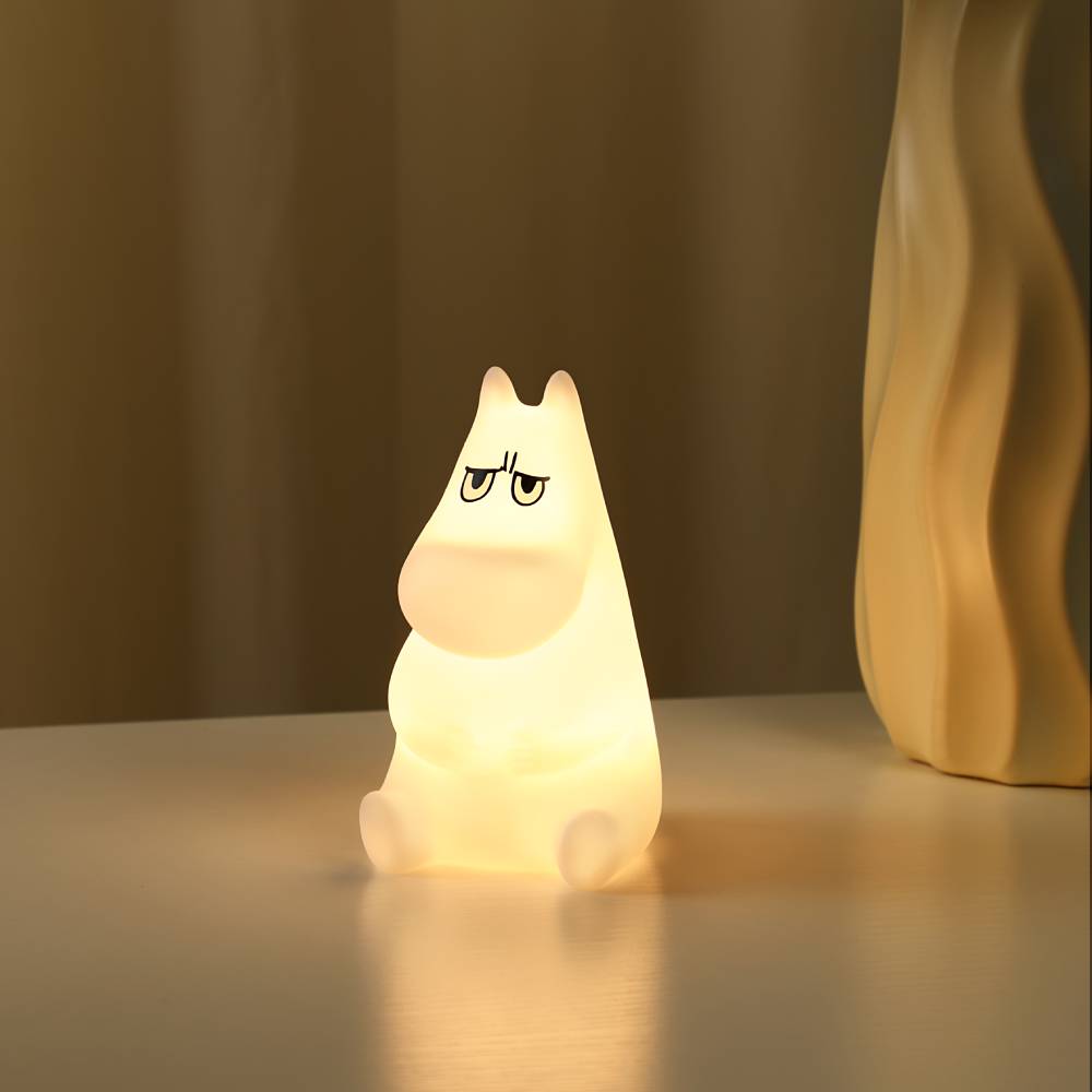 Lampka nocna Niezadowolony Muminek 13 cm Vipo