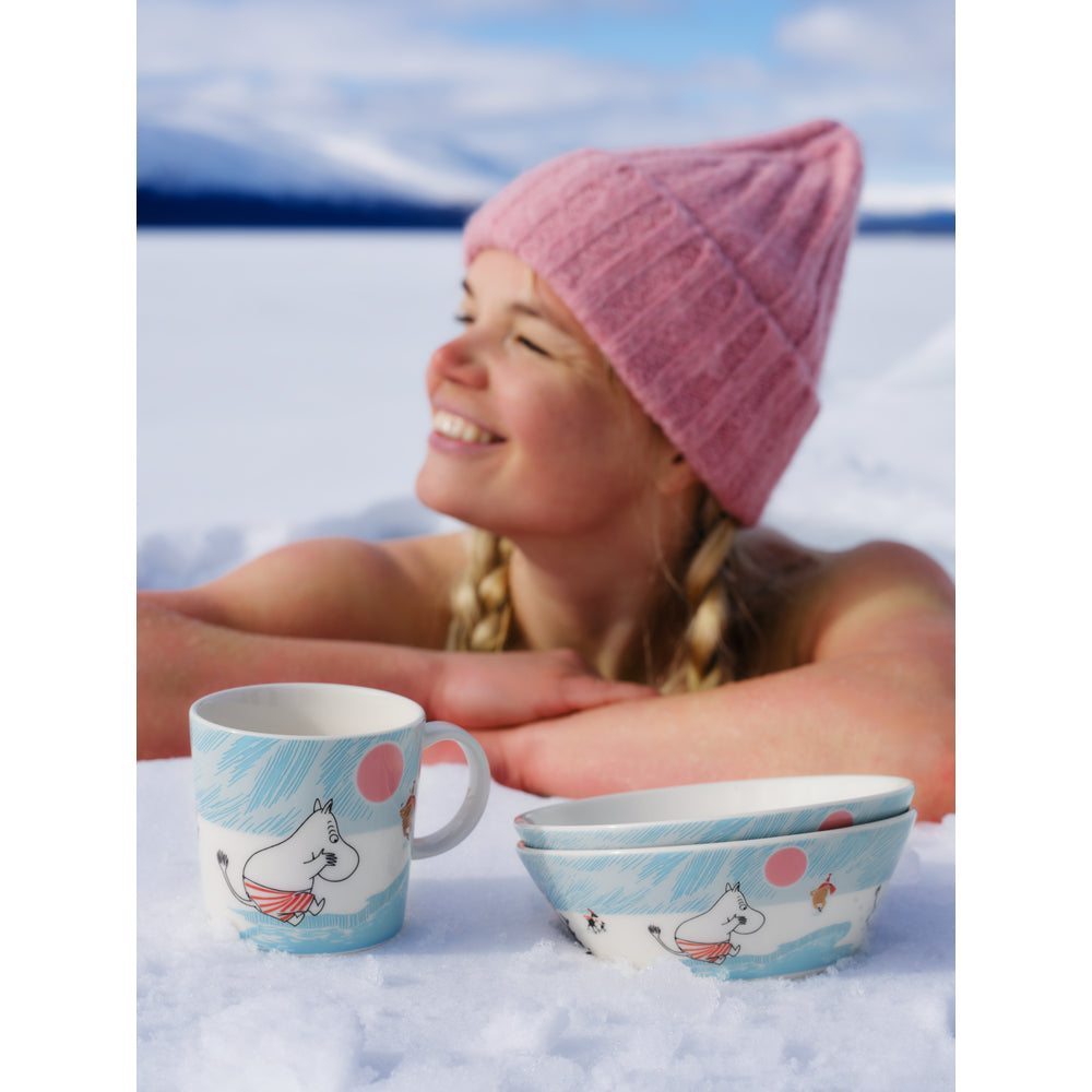 Miska porcelanowa 15cm Ice swimming Zima 2025 - Moomin Arabia