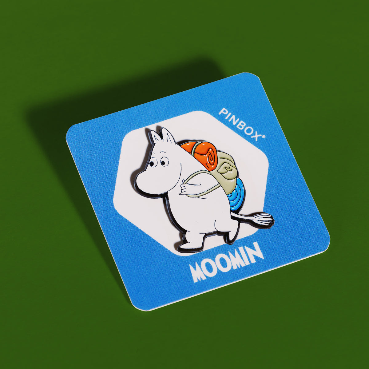 Przypinka Pin Muminek w podróży (metal) Muminki